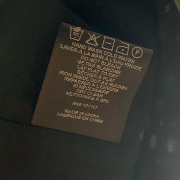 Belle by Badgley Mischka Sophia Halter Dress Size 8 - Picture 14 of 15